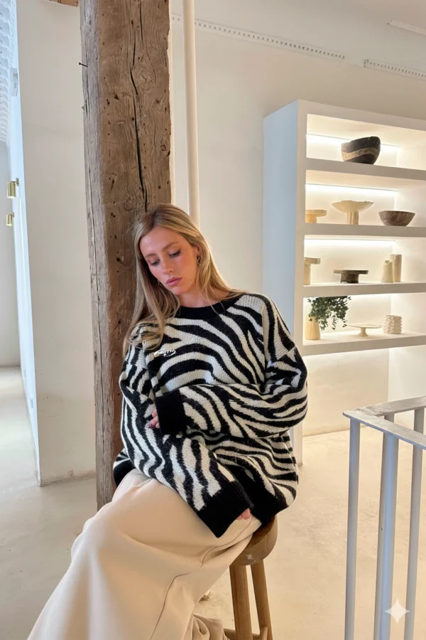 Amore Zebra Knit