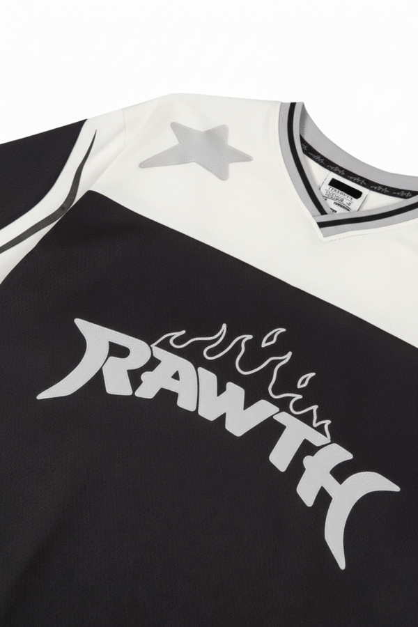 Infamous Deeper V Neck Oversize Black